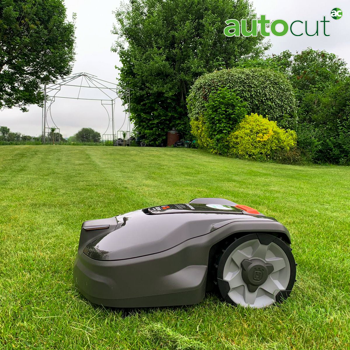 Autocut Robotic Mowing (@autocutuk) on Twitter photo Weekly check-in📅
This week, we've welcomed a new member of staff, Tom, to the team. He's been immersed in training so far, but keep an eye out for pictures from his installs in a few weeks time!
#weeklycheckin #onthejob #autocut #nevermowagain #husqvarna <a href="/UK_Husqvarna/">Husqvarna Forest & Garden</a> Weekly check-in📅
This week, we've welcomed a new member of staff, Tom, to the team. He's been immersed in training so far, but keep an eye out for pictures from his installs in a few weeks time!
#weeklycheckin #onthejob #autocut #nevermowagain #husqvarna <a href="/UK_Husqvarna/">Husqvarna Forest & Garden</a>