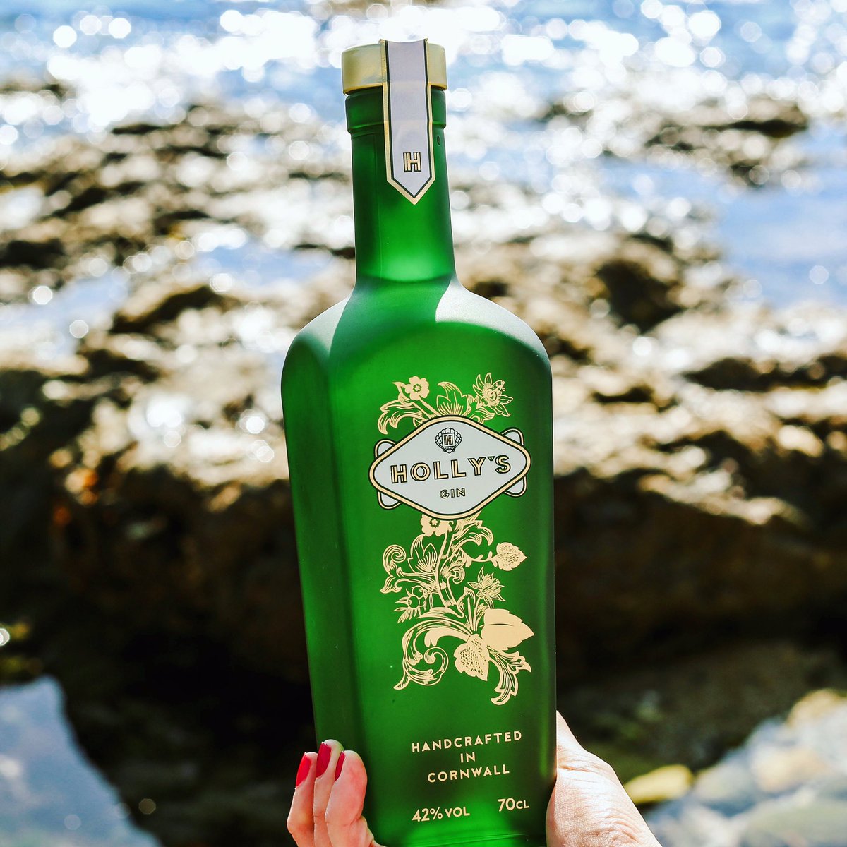Eyes on Cornwall 👀🌊⁣
⁣The world is watching our stunning county of Cornwall as the #G7 is underway. I do hope the world leaders will be enjoying a few pasty’s and Cornish G&amp;Ts in between tackling key issues. I’m so grateful for living in this amazing part of the world. 🌎 ⁣