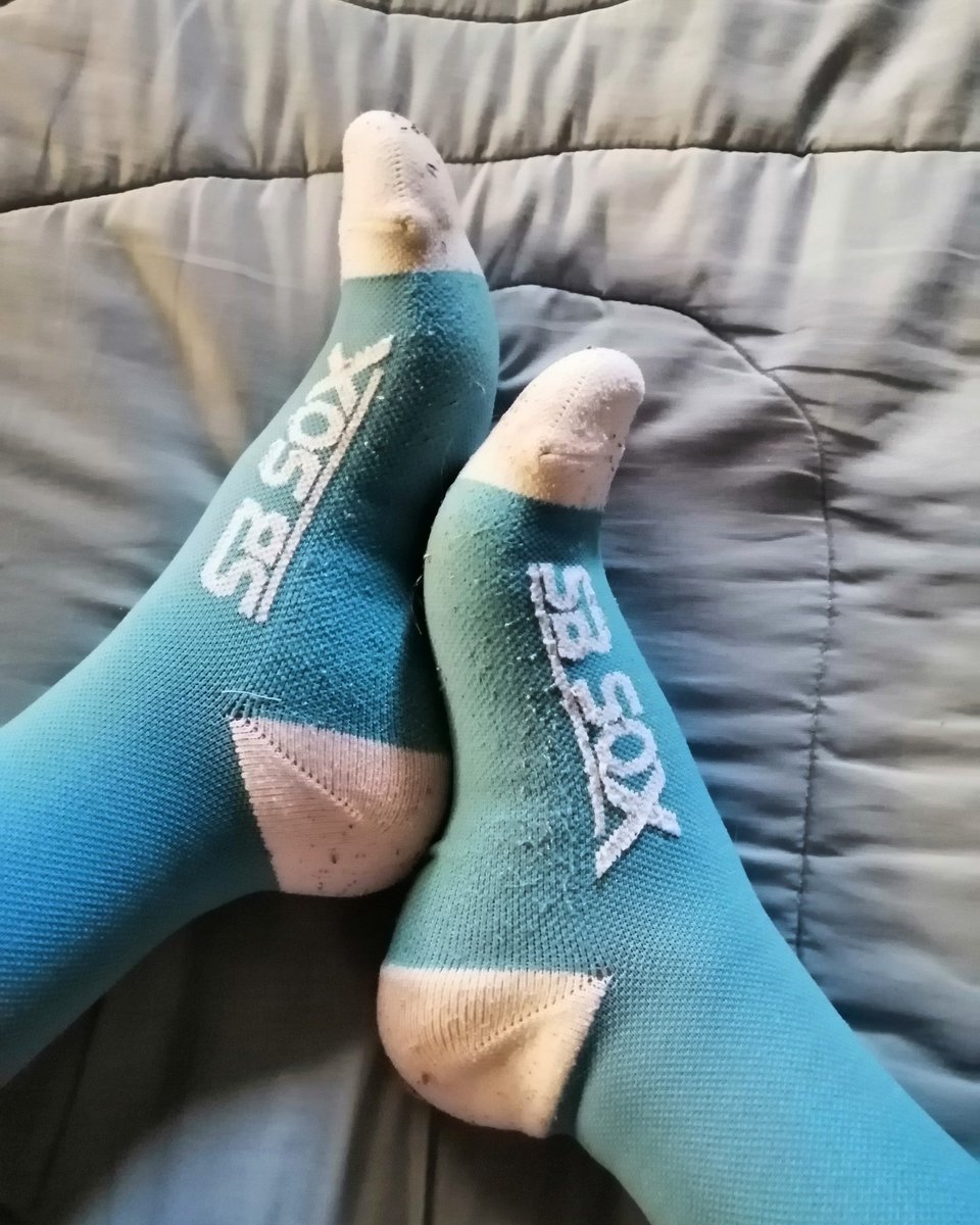FeetPapi's tweet photo. #malefeet #sniffmysocks #socks  #pieshombre #pesmasculinos #podologia #pieshombre #feetfetishworld #fetish #pes #pés #piediuomo #gaysmell #gayfeetlove #gayfeet #gayman #gayboy #gaymen #gayguy #gay #gays https://t.co/lNC6P23tqH