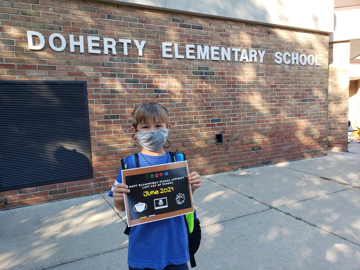 carsonteach's tweet photo. "Celebrate Good Times..... Come On!!! "  #WBLastDay2021 #wb2021 #DOhertyFAMILY @wbloomfieldschl @Long_DohertyWB Another Magical Day @ Doherty!!! https://t.co/uILUJ50Qvm
