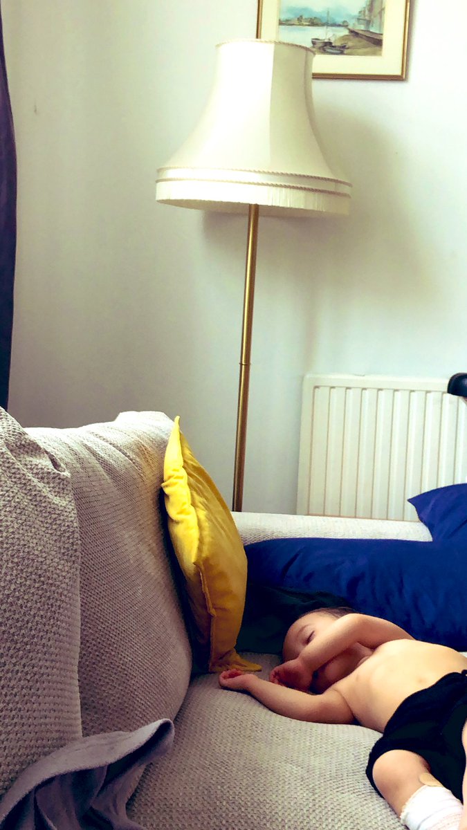 MummaTalks's tweet photo. My MOMent of silence starts now. When’s yours?🧘‍♀️ #afternoonnaps #babyboy #sleepingbaby #motherhood #Babies #beginnerblogger #momblogger #parenting #motherhoodjourney #mummatalks https://t.co/YKp66OJAp8
