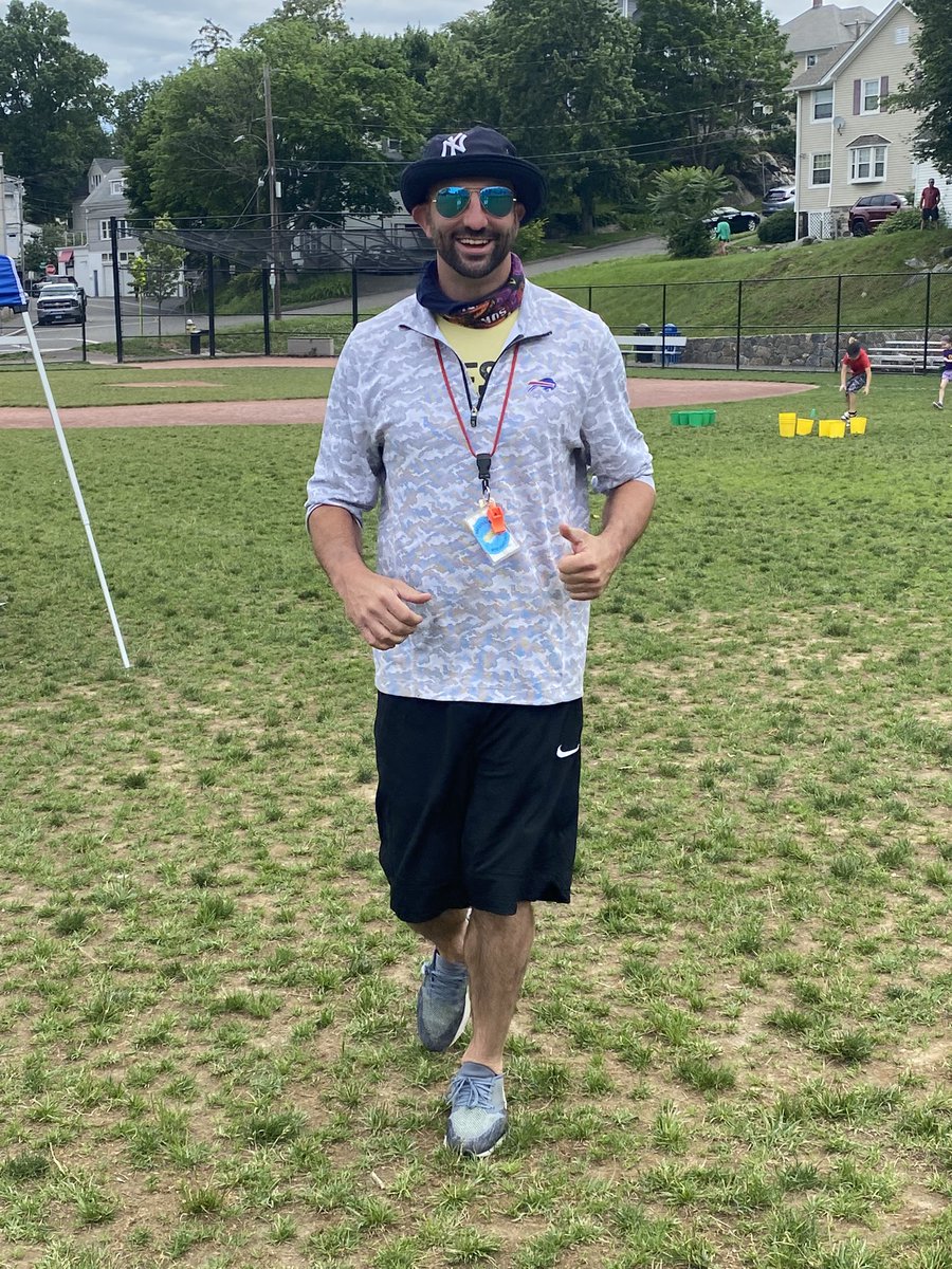 Lindsey Eisenstein tweet media