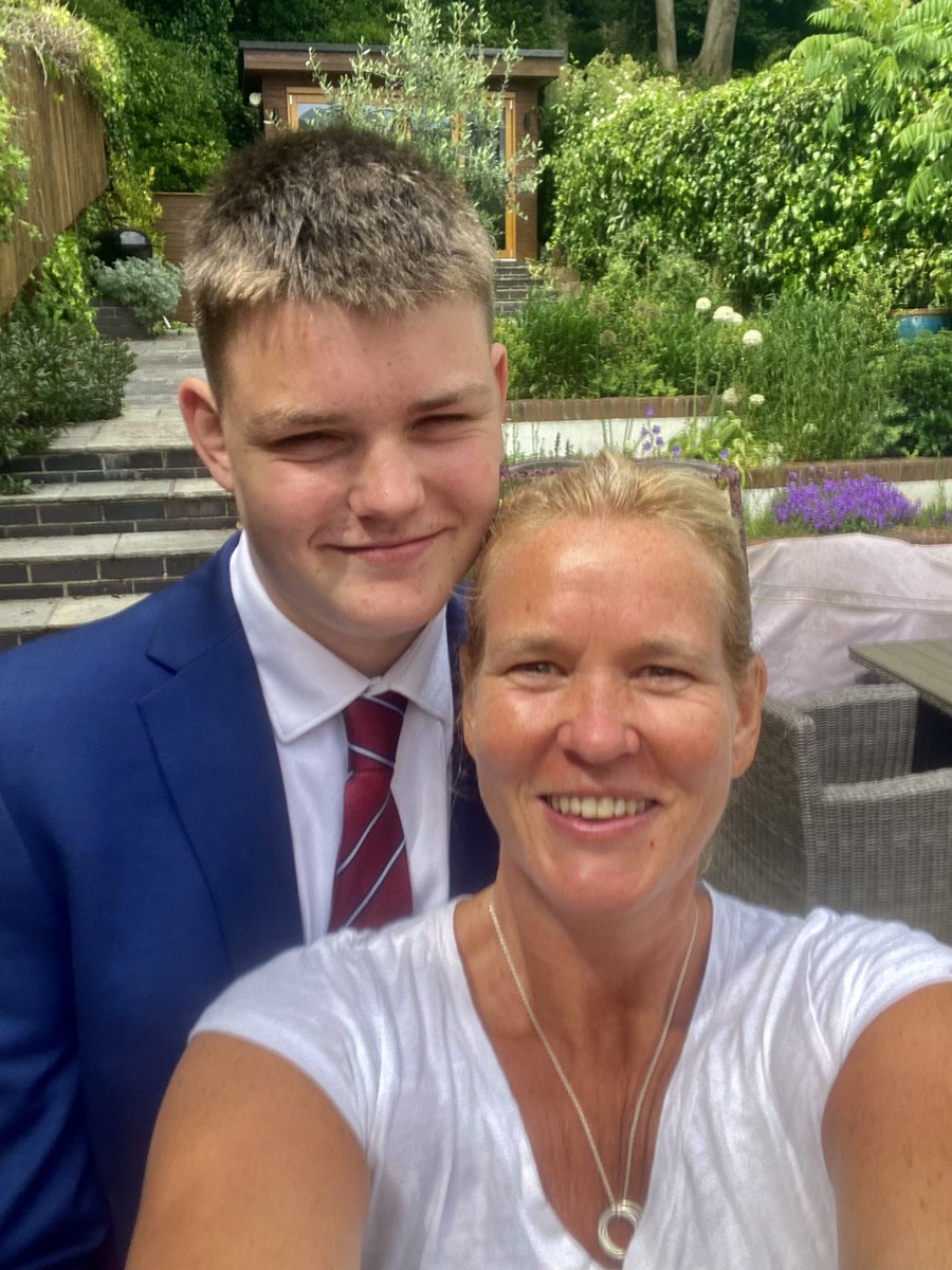 MandyHickson's tweet photo. Couldnโt be prouderโฆ prom ready! #feelinglittle!!! https://t.co/i8K36fe3D1