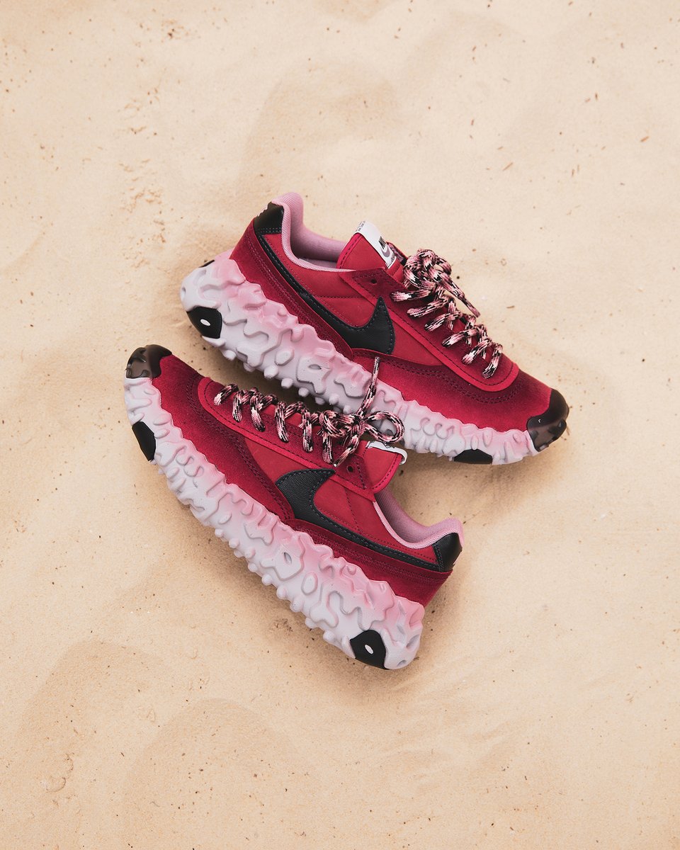 Footpatrol_ldn's tweet photo. Built on retro aesthetic and modern technology, the Overbreak SP takes on an aged feel with the red suede having bled into the exaggerated React midsole. Available online, sizes range from UK7 - UK12, priced at £125. Shop: https://t.co/rwoij7vhmH #Nike #NikeOverbreak #NikeReact https://t.co/6J2m7FBc2s