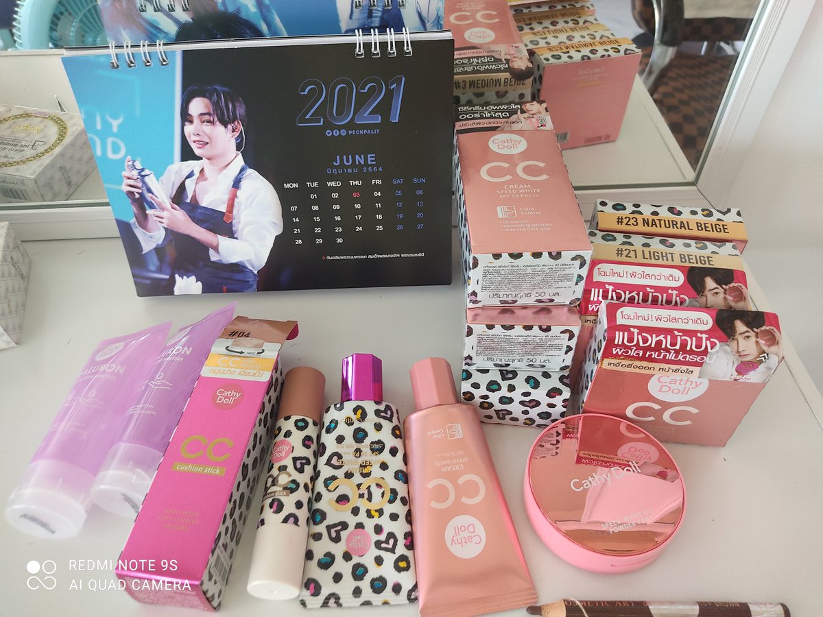 tami04775424's tweet photo. มีความหวังว่าตบแล้วหน้าจะใสเด้งเหมือนเฮีย😁@Peckpalit
#Cathydoll #CCcream #CCpowder #PeckXCathydoll
#เป็กผลิตโชค
#PeckPaLitChoke https://t.co/z0EW4pWtXz