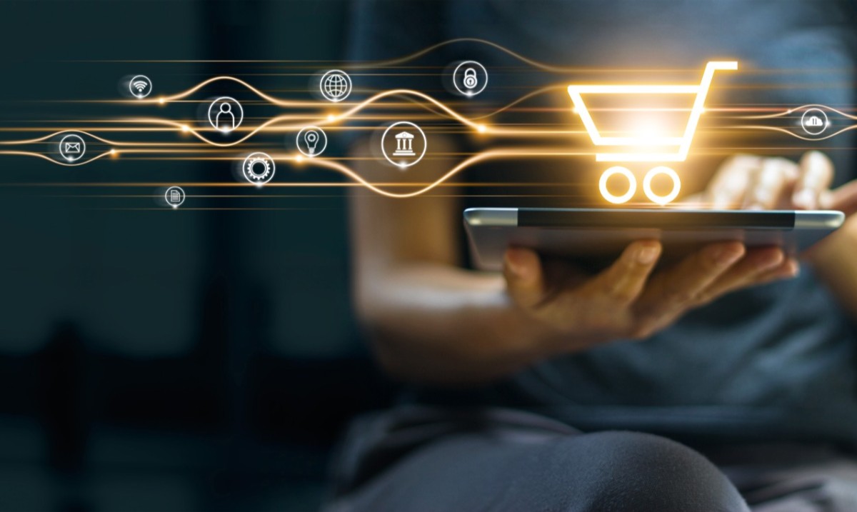 IMFNews's tweet photo. The pandemic accelerated the shift toward digitalization and automation. 

What impact will this have on productivity? Find out more on #IMFBlog. https://t.co/jQEB64La8b https://t.co/ByZYl0JxTK