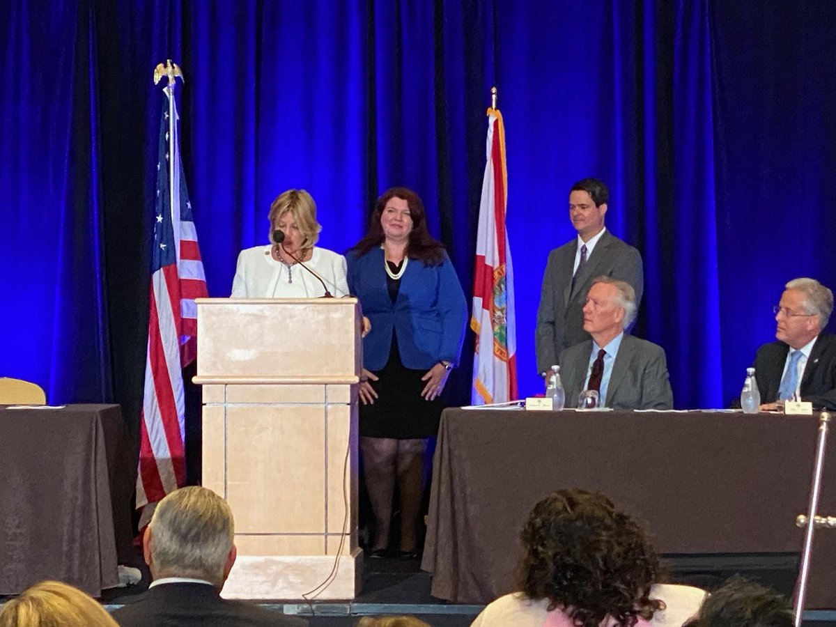 TheFlaBar's tweet photo. The final @FLBarPresident's Award Of Merit honor went to a Bar leader MANY of us know and love: Ocala's @legallyrenee.
Outgoing President @dorif_m gushed about Renee's dedication to The Florida Bar and her tireless work to assist at every level.
WATCH: https://t.co/vC51YPHArS https://t.co/1UiU6d4eLC