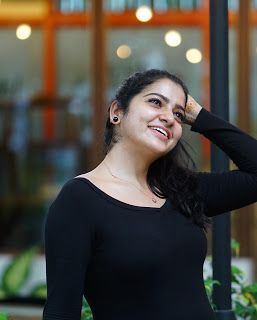 _chithu_engindra_mullai_fp tweet media