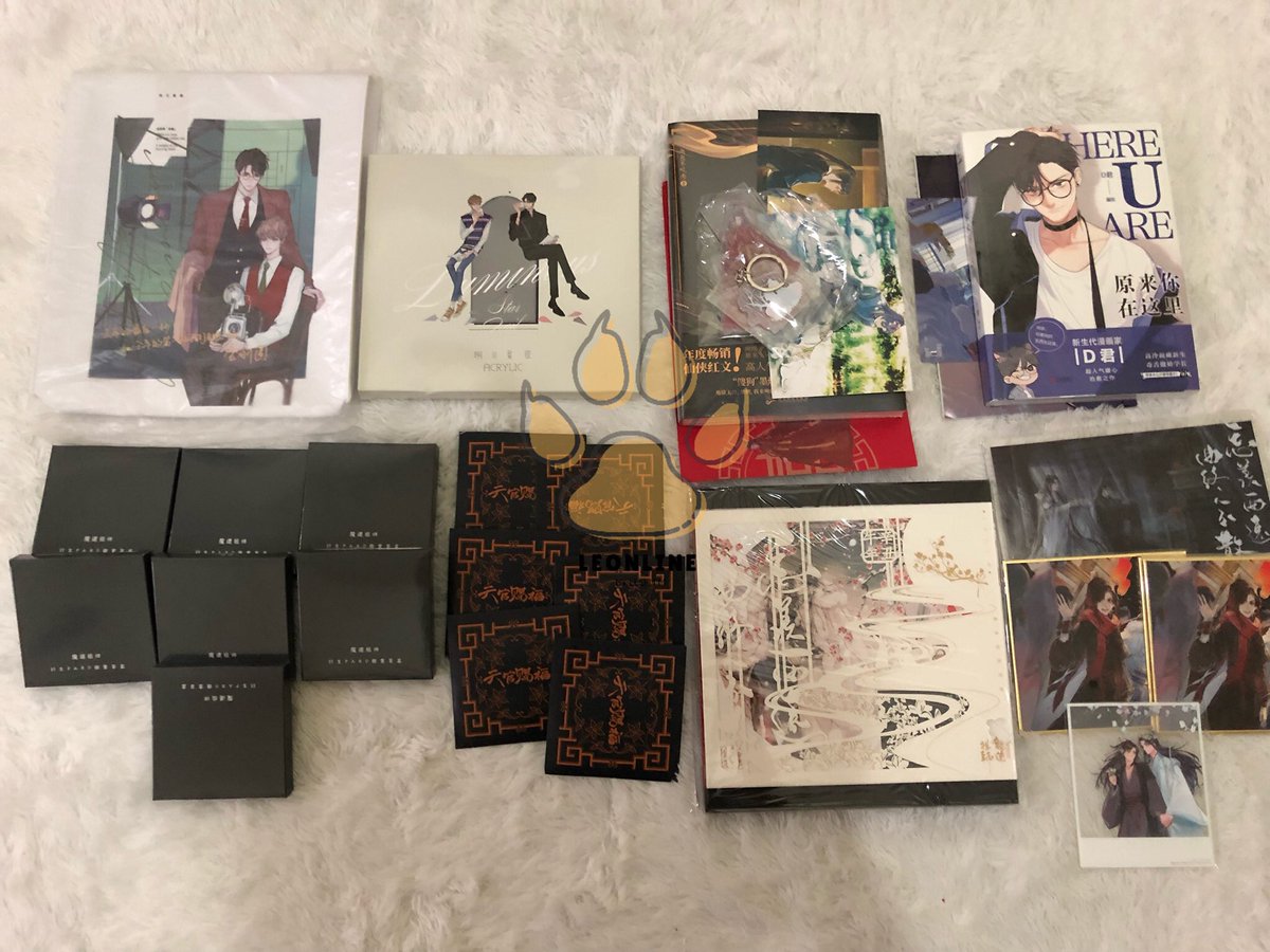 leonline08's tweet photo. #MDZS montage official goods, #HereUAre physical book (OBR) and #MingRingXingCheng official merch, #2HA Box set, #StartingWithALie official goods. Invoice sudah dikirim via email silahkan cek inbox/spam kalian🙏🏻 https://t.co/fClG1qlsFm