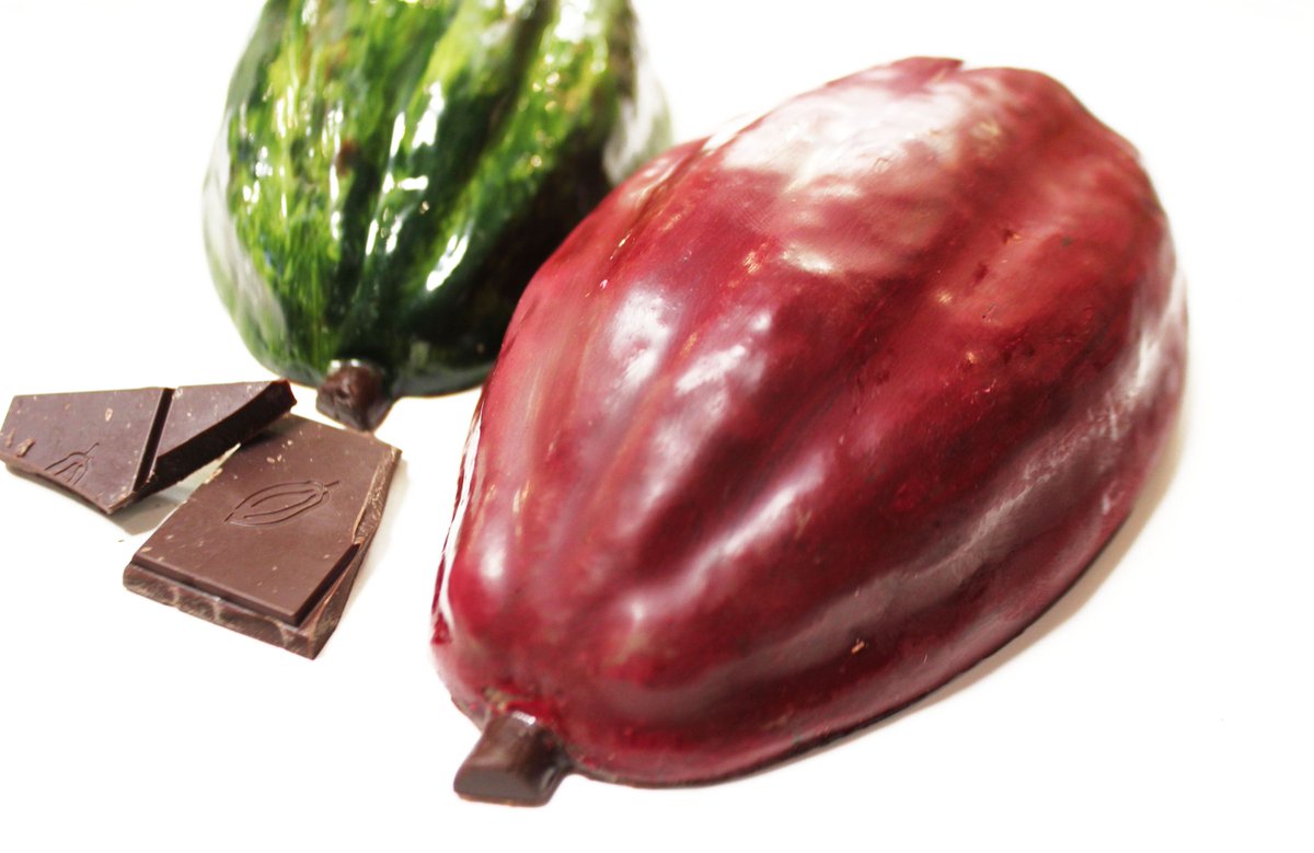 wwwchocolateie's tweet photo. #Delicious & #different- This Dark #Chocolate #CocoaPod from @michelcluizel is filled with 100g of #luxury an exciting alternative to a #chocolategiftbox. The colour of the Cocoa Pods may vary from burgundy to yellow to green- just like a real cocoa pod!
https://t.co/otZkyccerE https://t.co/d2Tv2DUmW5