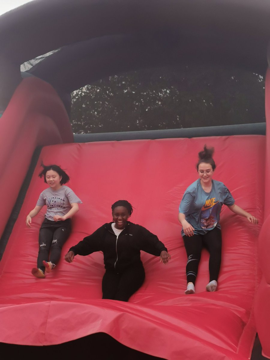 PFBoarding's tweet image. A Fabulous Friday end to the week for the boarders @priors_field #iloveboarding #ukboardingschool