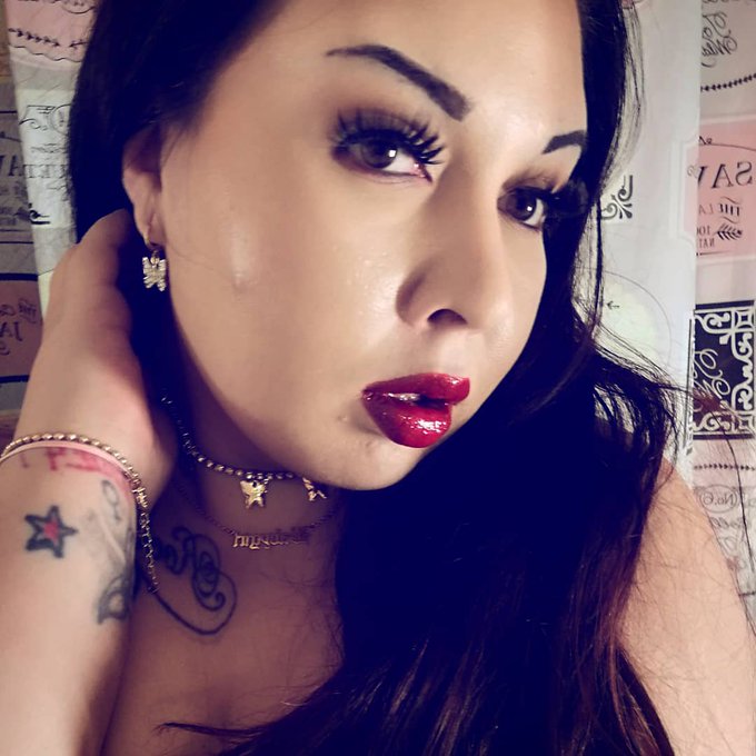 Im looking to find a long term IRL house submissive..  I do #cashmeets or fetish scene sessions In Finland<a href="/tag/humiliatrix"class="tags"><span>#humiliatrix</span></a><a href="/tag/paypigs"class="tags"><span>#paypigs</span></a><a href="/tag/humanatm"class="tags"><span>#humanatm</span></a><a href="/tag/paypigswanted"class="tags"><span>#paypigswanted</span></a>
