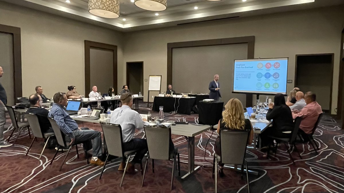 ZipDealAuto's tweet image. Chip King loved presenting to the Kain event, 20i8 INTERNET/BDC 20 GROUP, in Denver!