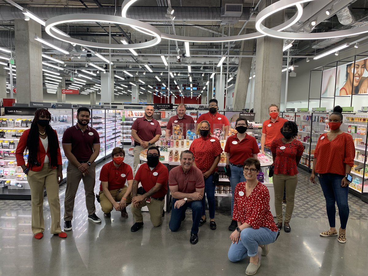 Gretchen Drury (@drury_gretchen) on Twitter photo What a fantastic Friday in Ballston spending time with our inspiring CEO! I am so proud to celebrate our team! Thank you for all you do every day! #G499 #D412 #worksomewhereyoulove <a href="/JRames13/">Jason Ramey</a> <a href="/SextonRob/">Rob Sexton</a> What a fantastic Friday in Ballston spending time with our inspiring CEO! I am so proud to celebrate our team! Thank you for all you do every day! #G499 #D412 #worksomewhereyoulove <a href="/JRames13/">Jason Ramey</a> <a href="/SextonRob/">Rob Sexton</a>