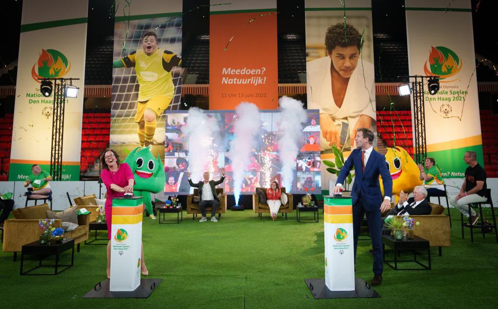 Tamara van Ark (@tamaravanark) on Twitter photo Zojuist was ik aanwezig bij de opening van <a href="/SO_NL/">Special Olympics NL</a>. Mensen met een verstandelijke beperking moeten net als iedereen lekker kunnen sporten. <a href="/SO_NL/">Special Olympics NL</a> is een prachtig initiatief waarbij iedereen kan schitteren! Deelnemers veel plezier gewenst dit weekend!
▶️specialolympics2020.nl Zojuist was ik aanwezig bij de opening van <a href="/SO_NL/">Special Olympics NL</a>. Mensen met een verstandelijke beperking moeten net als iedereen lekker kunnen sporten. <a href="/SO_NL/">Special Olympics NL</a> is een prachtig initiatief waarbij iedereen kan schitteren! Deelnemers veel plezier gewenst dit weekend!
▶️specialolympics2020.nl
