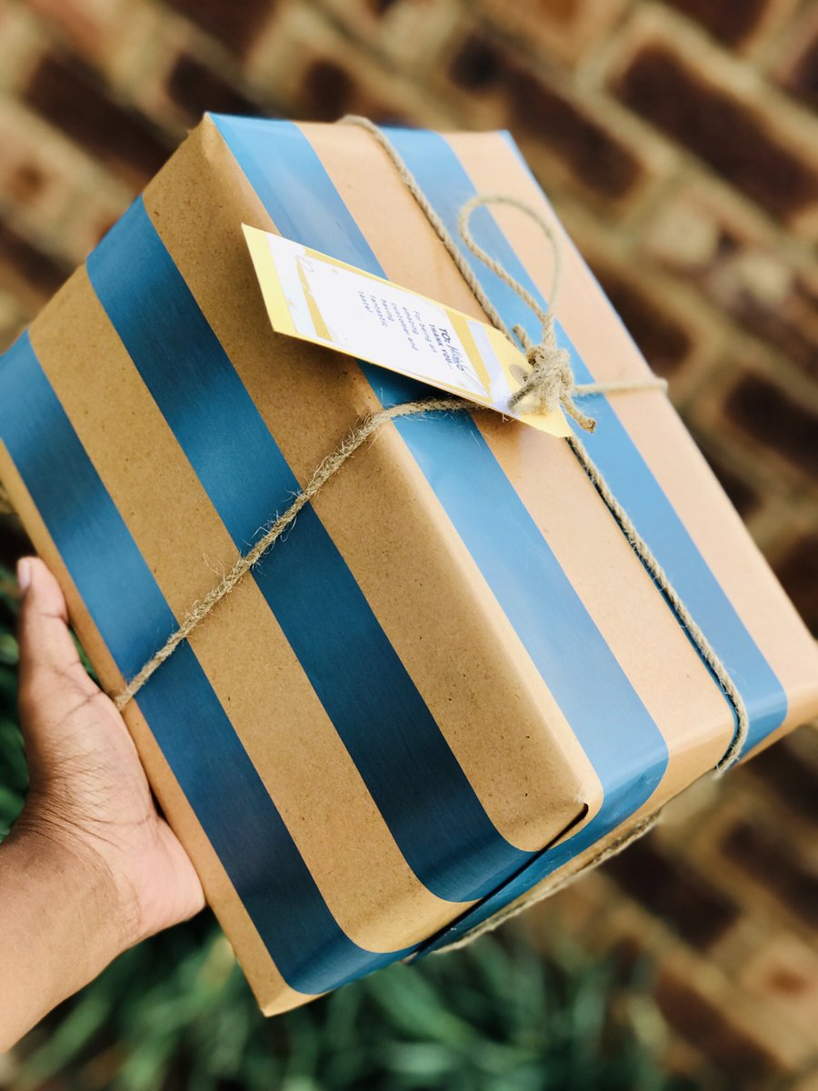 MugsWhite's tweet image. Yes we want to ‘ Congratulate Queen ‘ too 

Personalized Glitter Mugs for R100

+ free gift wrap 

WhatsApp 0676102583 or wa.me/+27676102583

Follow instagram.com/white_mugs/ for more