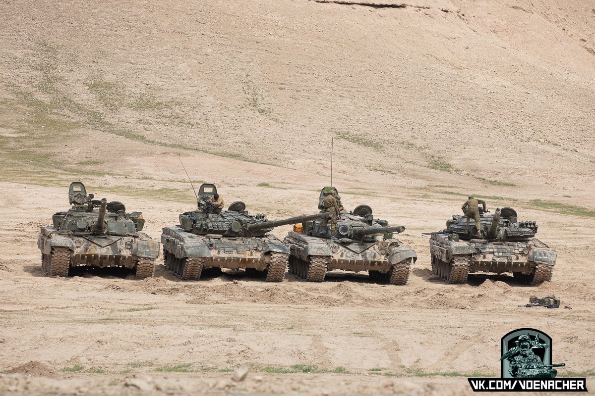 T 80bvm Tank T 72a Of The Armed Forces Of Tajikistan Being Refueled T Co L5pdlkaktj