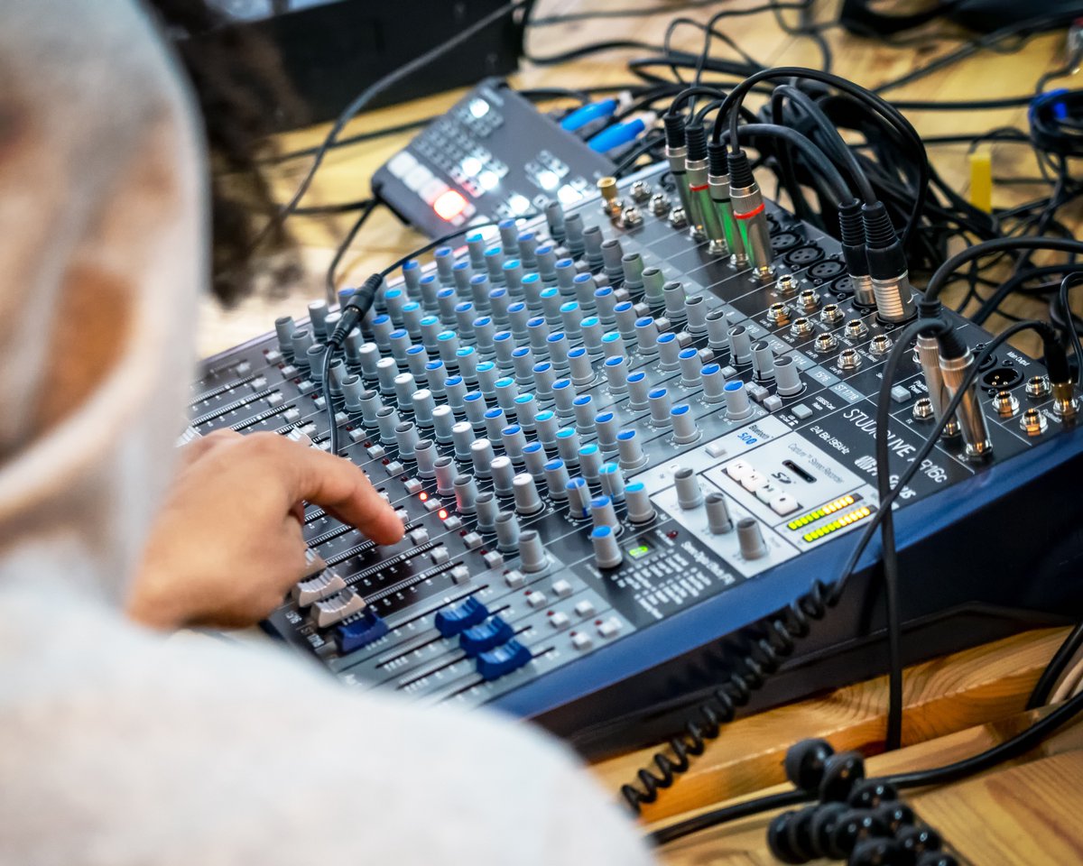 LEEDS 2023 (@leeds_2023) on Twitter photo Did you miss Sable Radio's live broadcast from <a href="/EatYourGreensLS/">Eat Your Greens</a>?
Lucky for you the whole day is now available to watch again. Head over to their YouTube channel to check out the action.
π bit.ly/35eu0Al
#LEEDS2023 #LettingCultureLoose Did you miss Sable Radio's live broadcast from <a href="/EatYourGreensLS/">Eat Your Greens</a>?
Lucky for you the whole day is now available to watch again. Head over to their YouTube channel to check out the action.
π bit.ly/35eu0Al
#LEEDS2023 #LettingCultureLoose