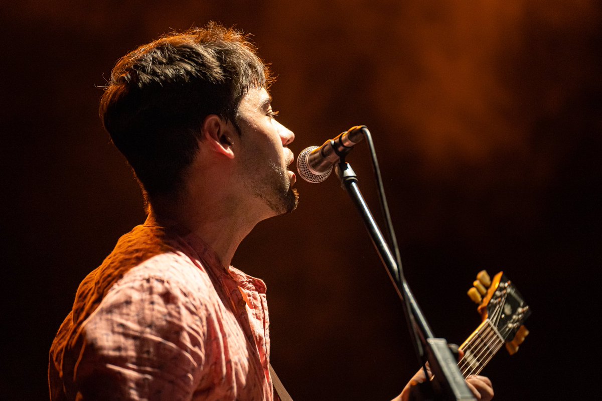 AlekoAlvarez's tweet photo. Unas pocas fotos de lo que fue el concierto de @luisdediego en el Teatro Salón Cervantes durante el #AlcaláSuena 2021. @aemusica https://t.co/j3RfKaXSeI