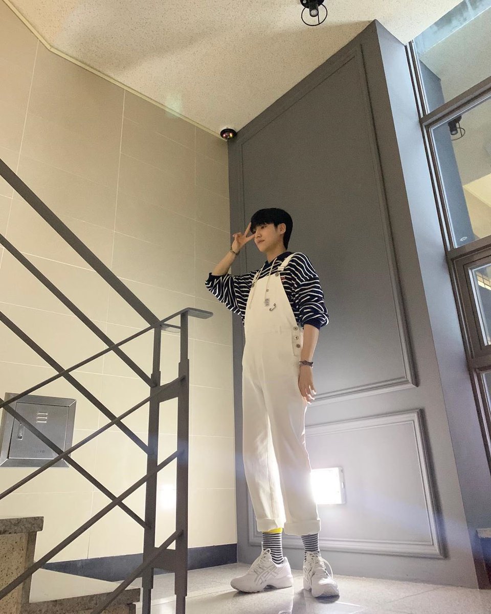 time_to_ES's tweet photo. 200612 인스타그램

#은상 #이은상 #LeeEunSang #LES https://t.co/Y5EhN87ltz