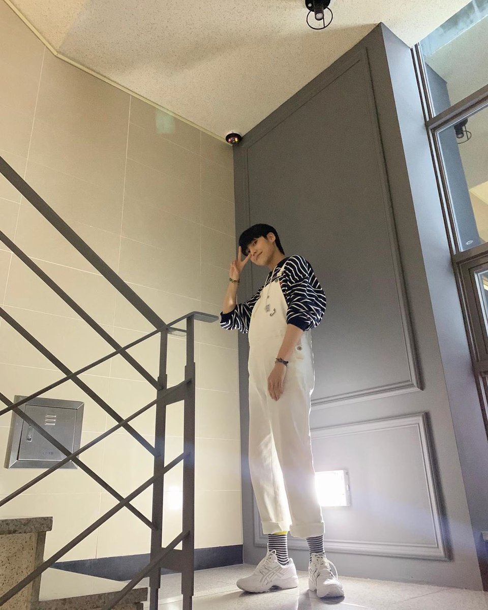 time_to_ES's tweet photo. 200612 인스타그램

#은상 #이은상 #LeeEunSang #LES https://t.co/Y5EhN87ltz