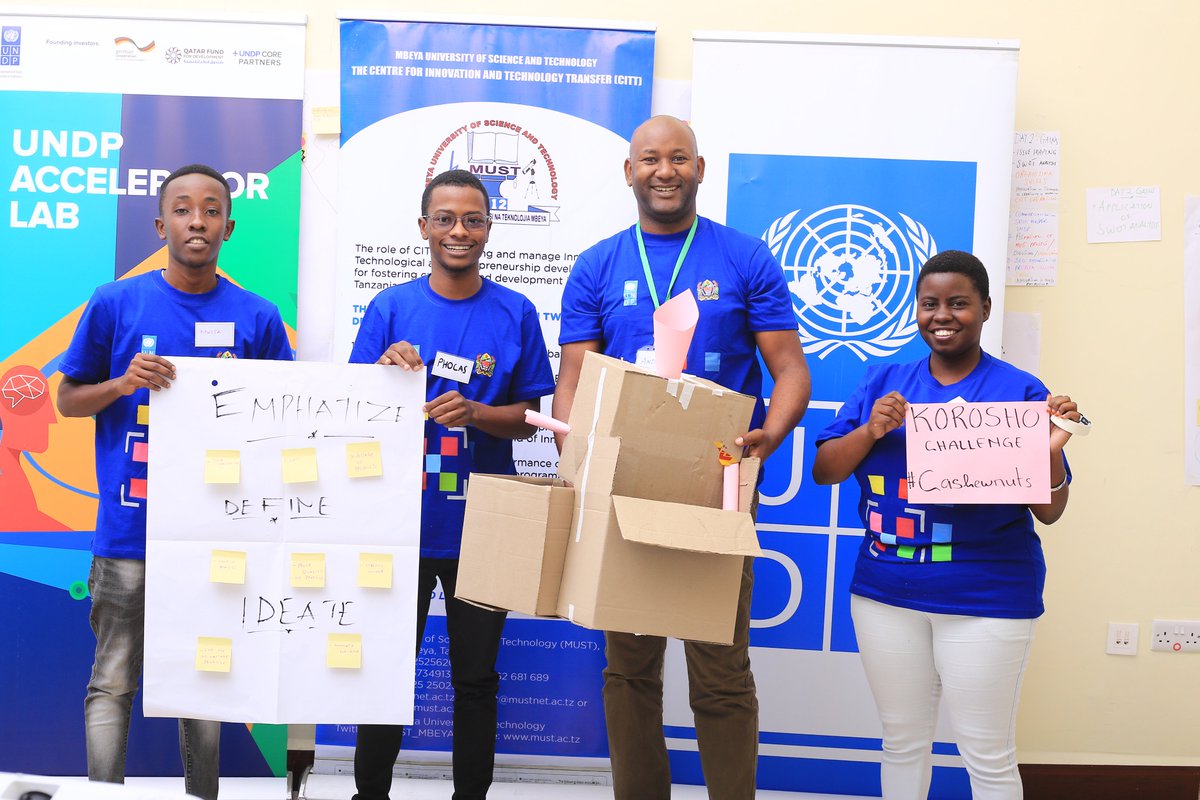 alipoki's tweet photo. Prototype #DesignThinking @aandrew94 @neicoree @FrankWilbert2 #InnovationMUST #KoroshoChallenge #InnovationPrototype #4IR #SDGs #CashewNut https://t.co/5z0K4de33k