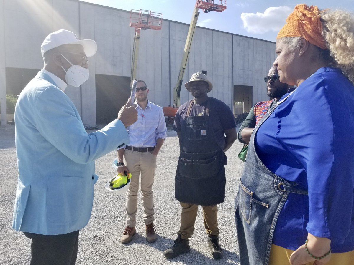 Last week, I toured the site for @UGrowCollective’s new state-of-the-art composting facility set to open in the 1st District next Spring.

The site will capture methane and use it for fuel — an exciting example of the crossover between my work on <a href="/EnergyCommerce/">Energy & Commerce Democrats</a> and <a href="/HouseAgDems/">House Agriculture Committee Democrats</a>.