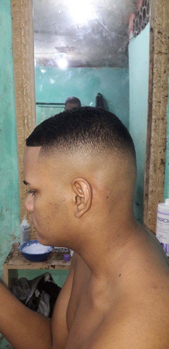 Barbearia_ST's tweet photo. Tamo no bglh 📏🙏🏾 https://t.co/uFHohgKQ5P