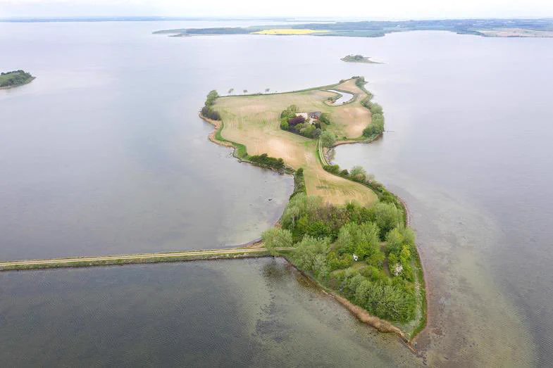 小島の島主になれる！？1億8千万円でデンマークの小島が丸ごと買える！