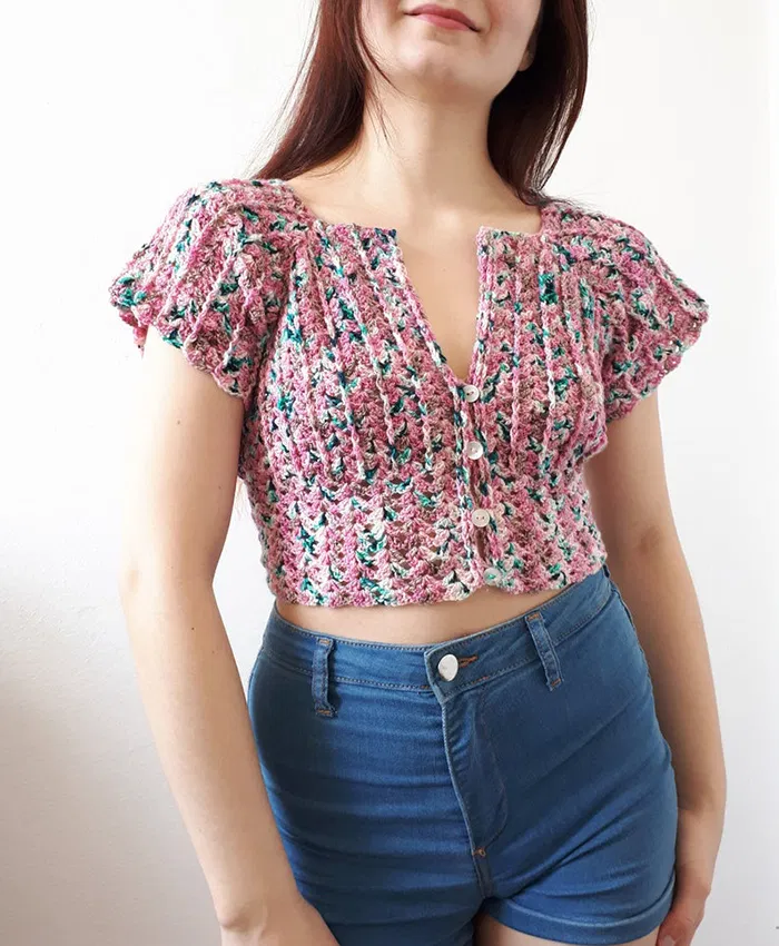 mooglyblog's tweet photo. The Vintage Vera Top is a gorgeous lacy crochet top pattern perfect for everyday life! Recommended for the advanced beginner, the pattern includes sizes XS – XXL.
#crochet #crochetpatterns #paidpattern https://t.co/WDs8SgDTpW https://t.co/wHd35a9f7A