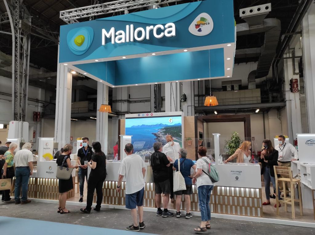 VisitSóller está presente en la Fira B-Turisme de Barcelona. Desde hoy y hasta el domingo en la sala B promocionaremos #Sóller y la #SerradeTramuntana como un destino seguro y tranquilo. ¿Con ganas de vacaciones?
Bienvenidos a #Mallorca ❤️
<a href="/MallorcaTourism/">Fundació Turisme Responsable de Mallorca</a> <a href="/TurismeBalears/">Turismo Illes Balears</a>