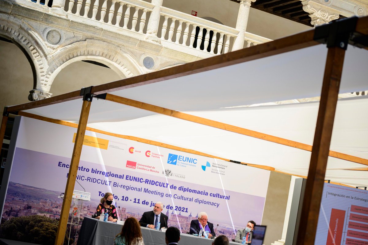 MAECgob's tweet photo. Hoy se ha clausurado en #Toledo el encuentro birregional de #DiplomaciaCultural de la @EUNIC_Global y de la Red Iberoamericana de Diplomacia Cultural (#RIDCULT).
🇪🇸 ha asumido por un año la presidencia de la #EUNIC a través de la @AECID_es. https://t.co/mWcznkGdSx