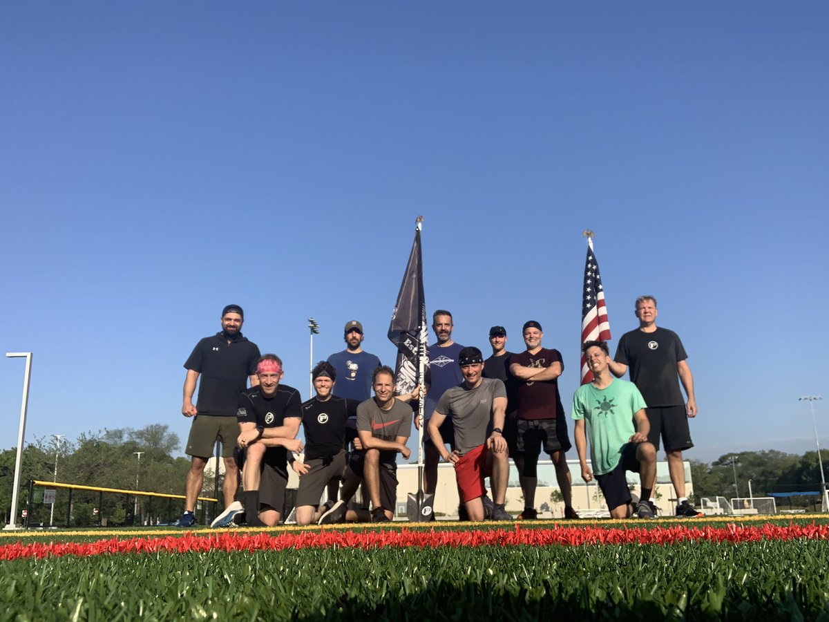 F3Evanston's tweet photo. 11 for some sweat.  Hot &amp; steamy today at The Crown as we welcomed a guest Q from @F3Chicago    

Homer put us thru the paces &amp; we welcomed a new friend to the group thx to the best shovel flag guru in the Nation @TheStove54 just in time for the 1-yr ann.

#PlantIt
#FirstBirthday https://t.co/3nhZ3ccek2