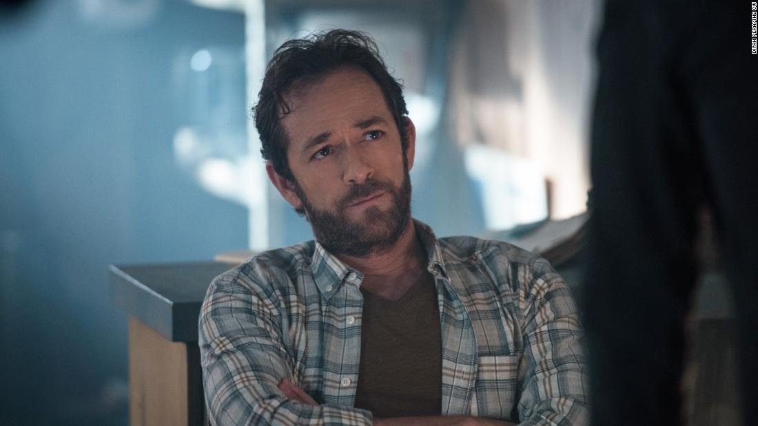 Personagens Com os Mesmos Dubladores! on X: - Luke Perry (RIP