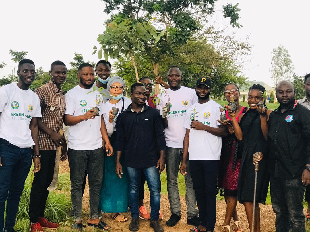 gado4src1's tweet photo. Mr. Yussif Gado Rashid, the SRC Presidential candidate for the Simon Diedong Dombo-University of Business And Integrated Development Studies joined the Green Ghana Campaign the early hours of Friday, June 11, 2021. 

https://t.co/POEtHQcfZ1 https://t.co/TQXEKRJoEK