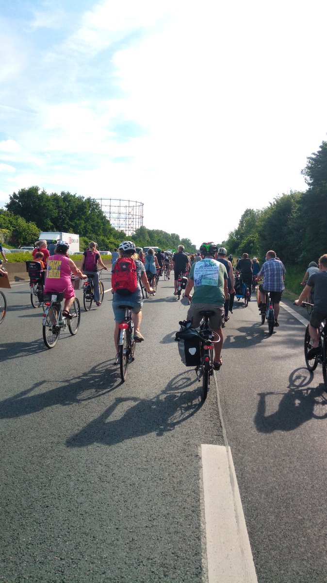 StudentsFF_MS's tweet image. Keine Ausbau der B51!

#Fahrraddemo #Münster #StudentsForFuture