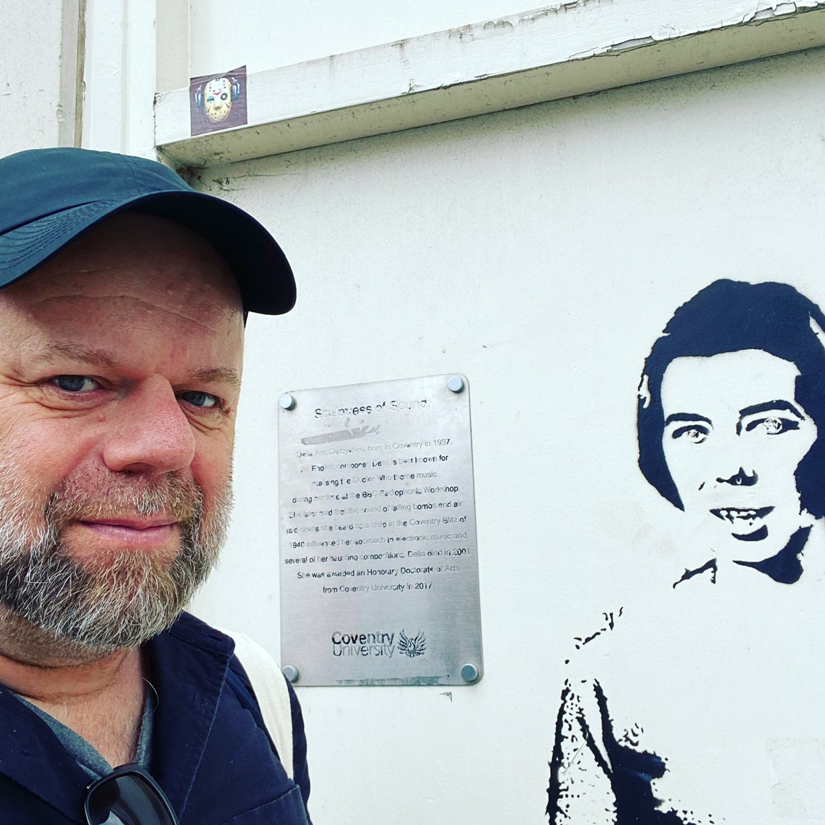 Dr_James_H's tweet photo. Met my heroine today. #deliaderbyshire #ElectronicArts #CoventryMoves #Coventry #electronicmusic https://t.co/zSoPJ60CnW