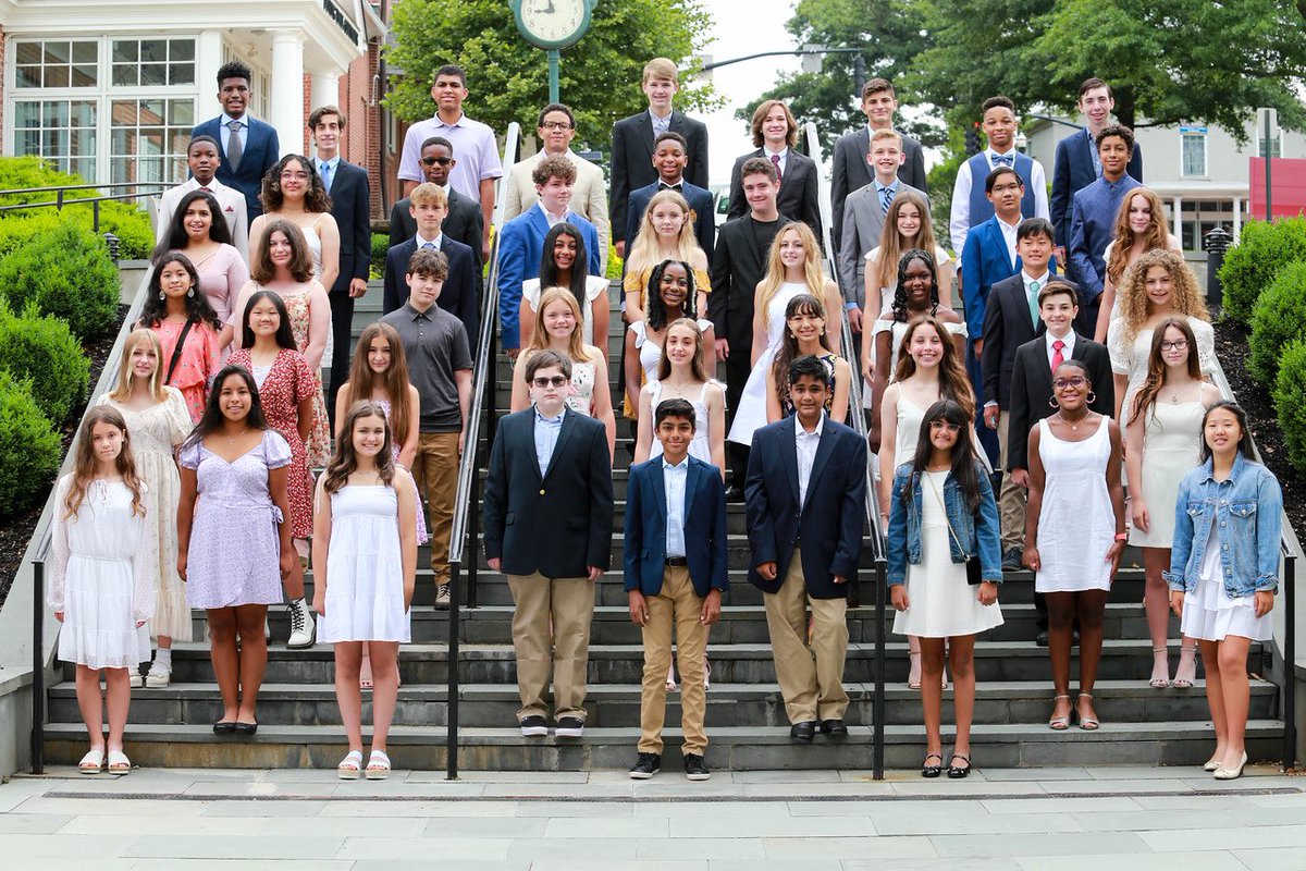 mfsfox's tweet image. Congratulations to eighth grade students for completing Middle School. Good luck in Upper School and best wishes for a great summer!