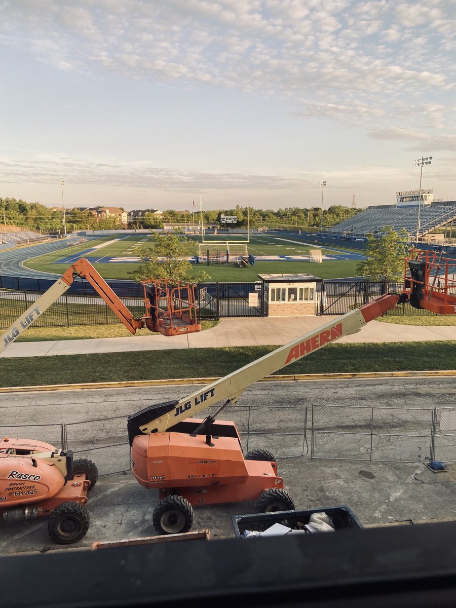 New windows in the second floor Library. What a view!!  #lzhs