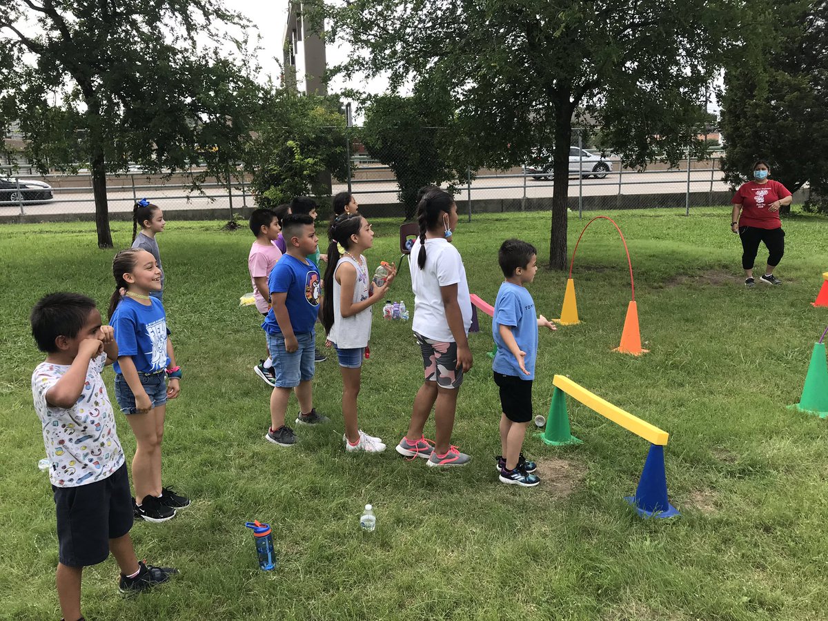 Dallas Central (@dpdcentralnpo) on Twitter photo Thank you to Principal Galvan and all of Ben Milam Elementary for letting us participate in field day 2021! <a href="/DPDCentralNPO/">Dallas Central</a> <a href="/DerrickVWDPD/">Derrick Wright</a> <a href="/DPDCA/">DPDCommunityAffairs</a> <a href="/DPDSalas/">Juan Salas</a> @AShawDPD <a href="/DPDChiefGarcia/">Eddie Garcia</a> Thank you to Principal Galvan and all of Ben Milam Elementary for letting us participate in field day 2021! <a href="/DPDCentralNPO/">Dallas Central</a> <a href="/DerrickVWDPD/">Derrick Wright</a> <a href="/DPDCA/">DPDCommunityAffairs</a> <a href="/DPDSalas/">Juan Salas</a> @AShawDPD <a href="/DPDChiefGarcia/">Eddie Garcia</a>