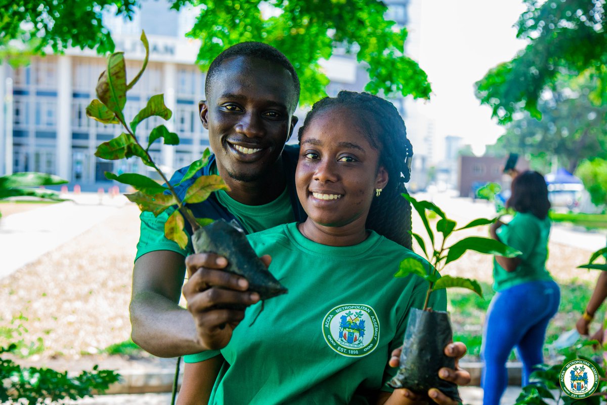 AccraMetropolis's tweet photo. #GreenGhanaDay #GreenGhanaProject #GreenAccra #CleanAccra  #AccraLiveInLoveIt #AdoptASpace #GrowATree https://t.co/4ZCglwgjBc