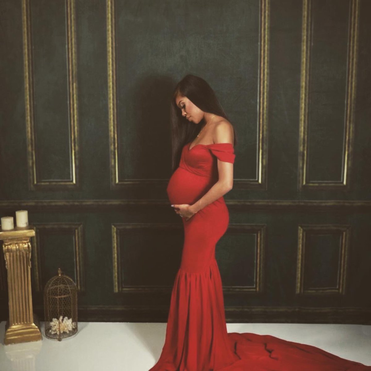 2smooth_25's tweet image. Today, Tomorrow and Forever y’all won’t want or need for nothing, Y’all took my heart and ran with it .. Happy Birthday To The Queen 💛👑