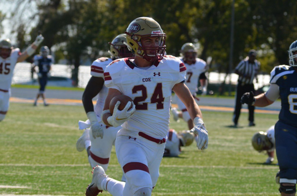 Blessed to receive an offer from Coe College! <a href="/coach_skelly/">Coach Kelly</a> <a href="/MaverickAD1/">GaryTerry</a>