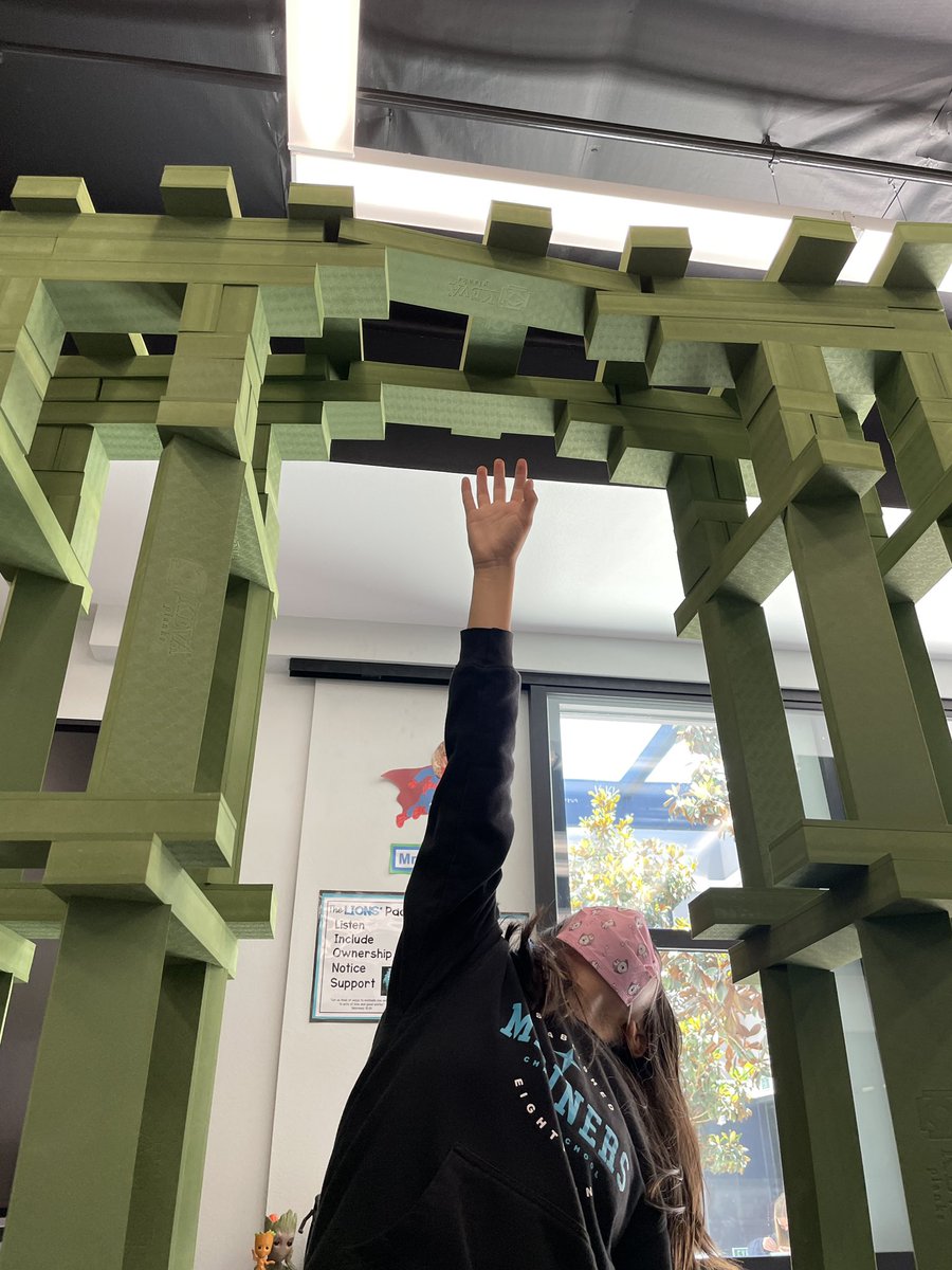 makermrspfaff's tweet photo. @KEVAplanks Oh my, how we LOVE these new foam Keva planks!!!  Takes the fun to a whole new level!!!

#makerspace #makered #keva #kevaplanks #collaboration #communication #creativity #criticalthinking #myjobisfun https://t.co/E76rlaI2fa