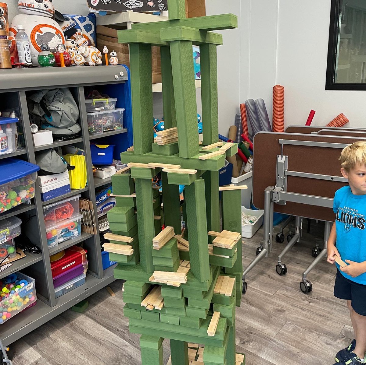 makermrspfaff's tweet photo. @KEVAplanks Oh my, how we LOVE these new foam Keva planks!!!  Takes the fun to a whole new level!!!

#makerspace #makered #keva #kevaplanks #collaboration #communication #creativity #criticalthinking #myjobisfun https://t.co/E76rlaI2fa