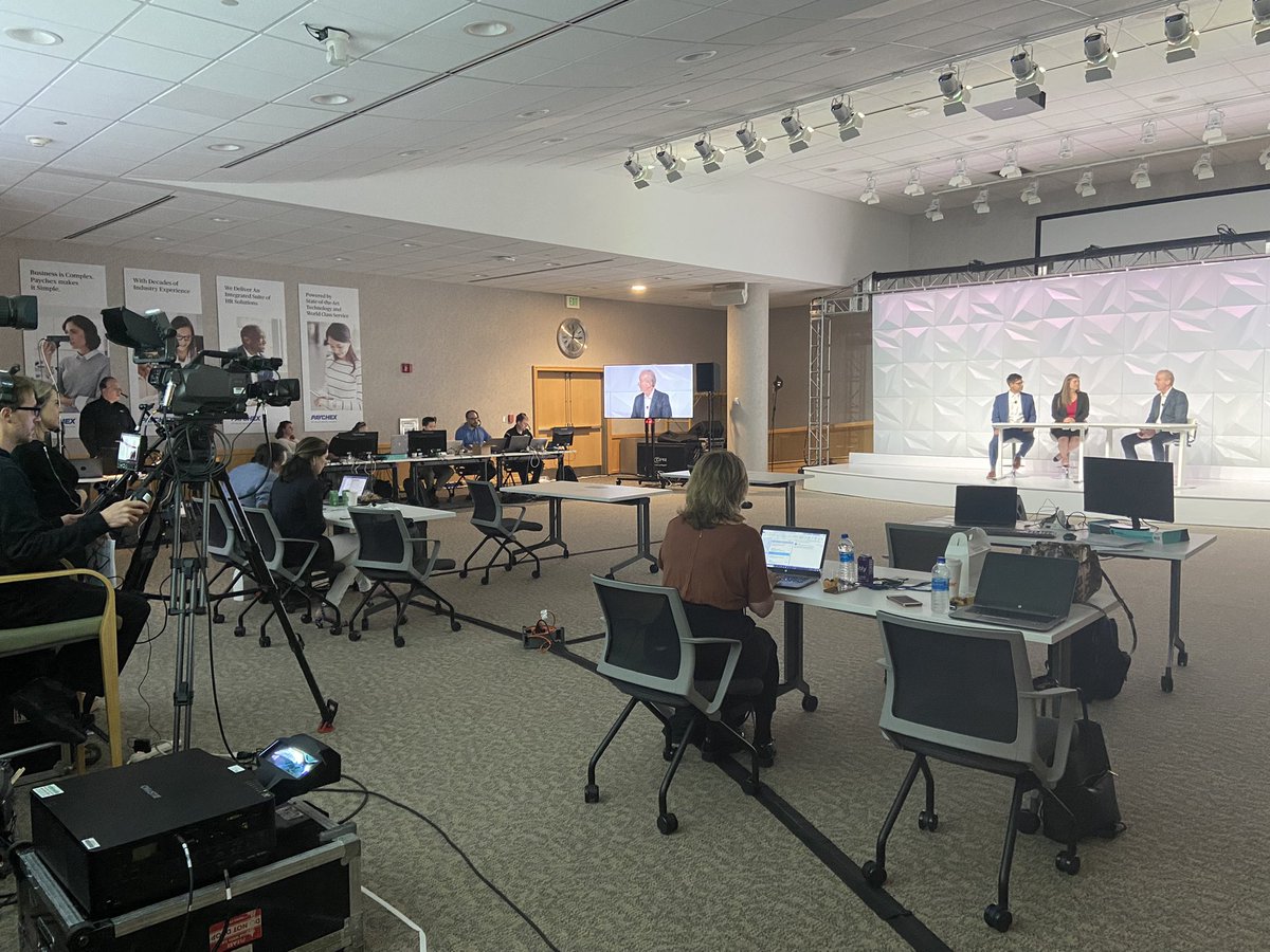 Robert_Jermale's tweet image. My behind the scenes view at the 2021 Paychex Business Conference. #builttothrive
