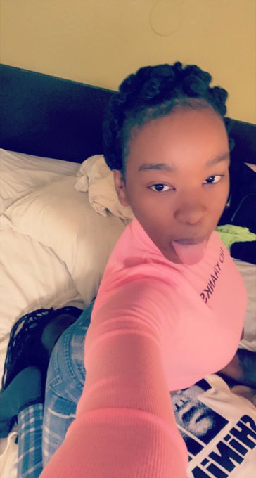 Happy #facesittingfriday hope everyone gets a good face sitting today 😘 #Asswhorship #femdom  #smother<a href="/tag/facesittingfriday"class="tags">#facesittingfriday</a><a href="/tag/ebony"class="tags"><span>#ebony</span></a><a href="/tag/femdom"class="tags"><span>#femdom</span></a><a href="/tag/goddesses"class="tags"><span>#goddesses</span></a><a href="/tag/facesitting"class="tags"><span>#facesitting</span></a><a href="/tag/smother"class="tags"><span>#smother</span></a>