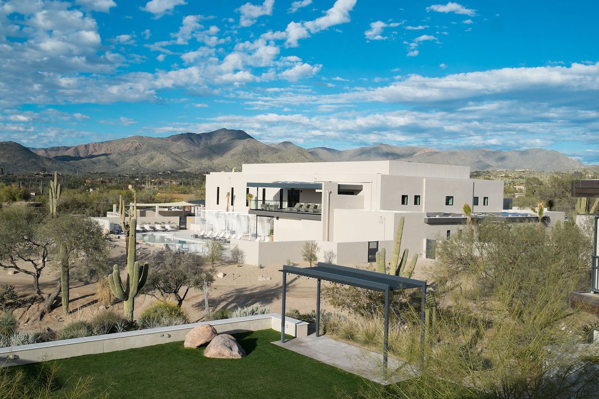 Your Guide to Recharging, Staying Fit &amp; Supporting Local in #Scottsdale || <a href="/ExpScottsdale/">Experience Scottsdale</a> justluxe.com/lifestyle/leis… #healthandwellness #travellife #GivingBack