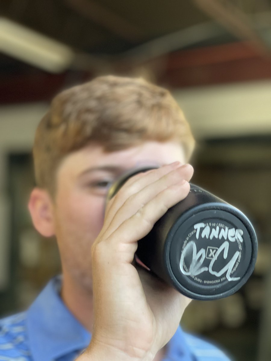 Grassmentor's tweet photo. Tanner asked me to write his name on the bottom of his cup but I wanted to show this young Assistant Superintendent how much I appreciate him.  So I also autographed it for him to make it worth more 💰 in the future. #TwitterlessTanner #littlebuddy https://t.co/7HniVp8WQM