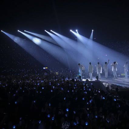 prettilywhalien's tweet photo. How this twt  account turned into my diary, one day when all the cheers will die...I will once again go through it,  reminisice all the memories again. I will cry and laugh again. I will miss and love BTS and ARMYs again! https://t.co/ETZf4qOChW